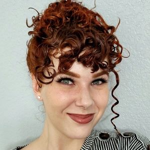 Meet your Posher, Christine